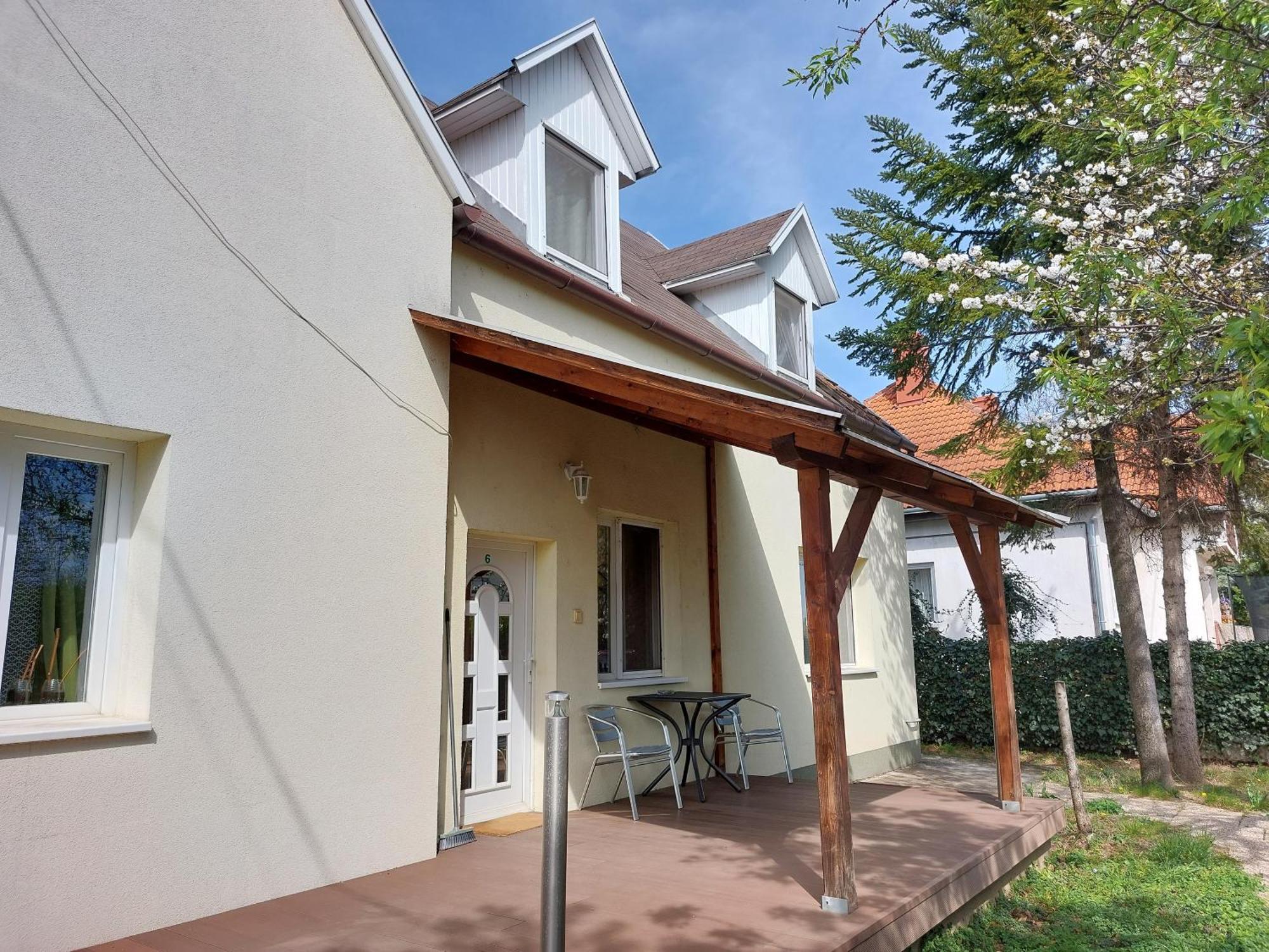 Bridgehaus Apartment Balatonfured Bagian luar foto