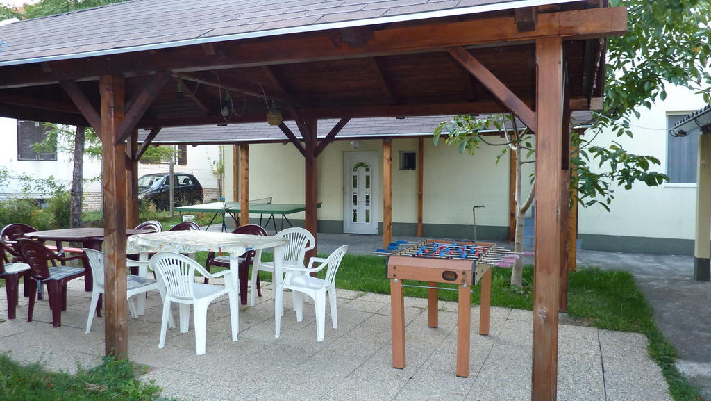 Bridgehaus Apartment Balatonfured Bagian luar foto